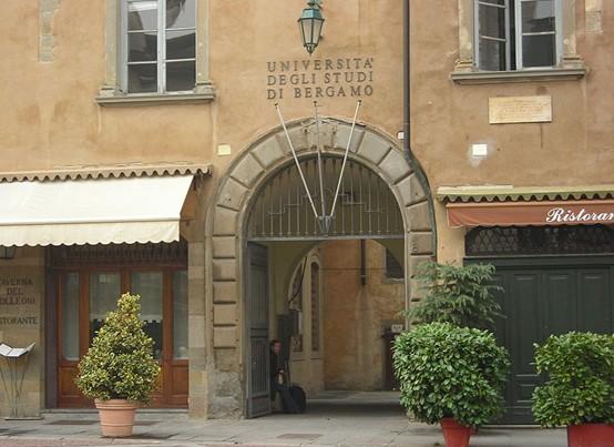 意大利貝爾加莫大學(xué)（Università degli Studi di Bergamo）長青藤海外